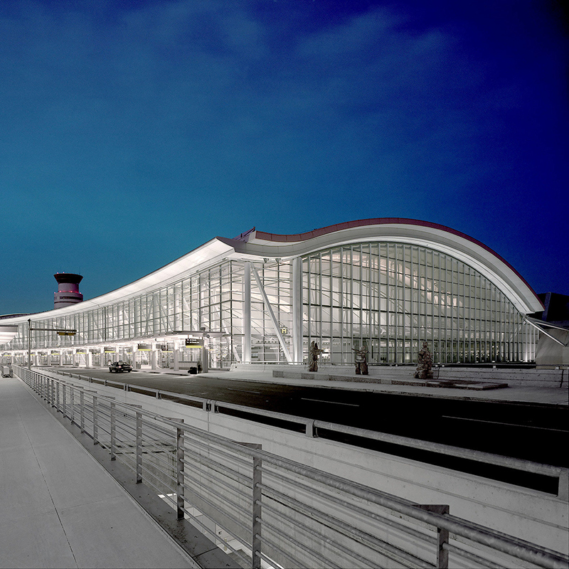360 Sleeve Clinic - Out-of-Town Patients Stay - Toronto Pearson Airport 360 Sleeve Clinic - Out-of-Town Patients Stay - Toronto Pearson Airport